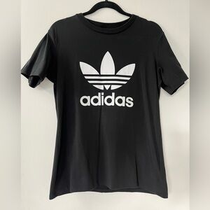 Women's black Adidas t-shirt in medium